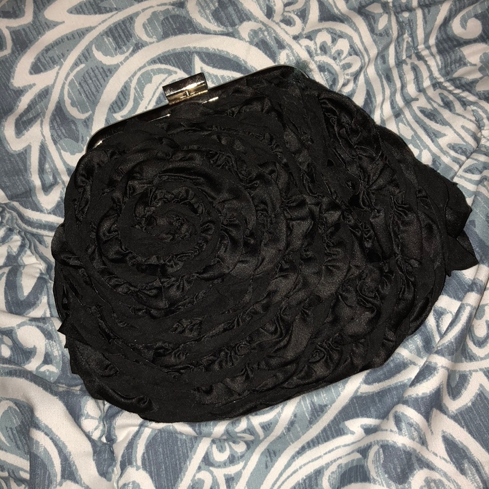White House Black Market Black Evening bag 👛